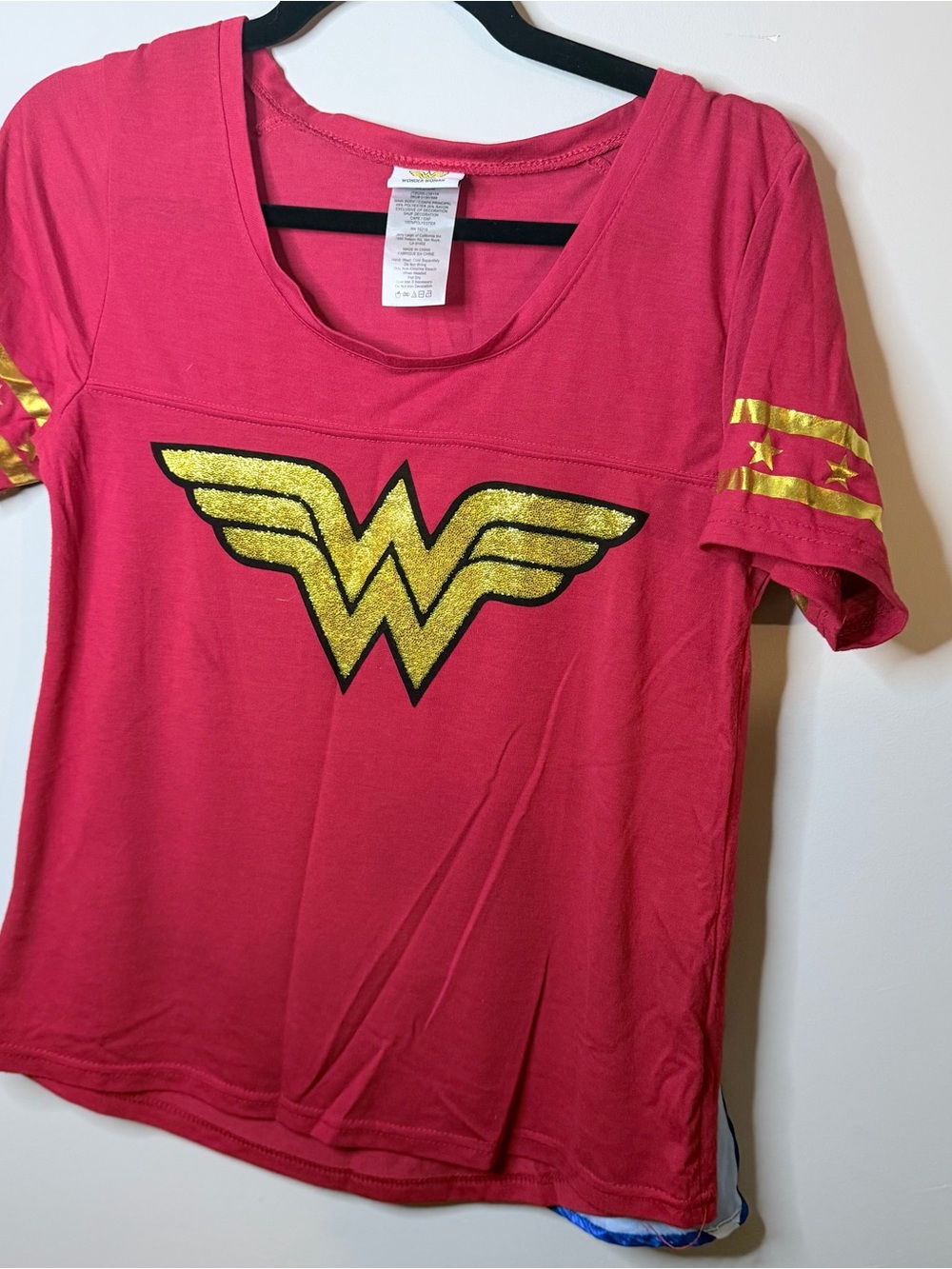 Wonder Woman Red Graphic Tee with Gold Emblem and Cape